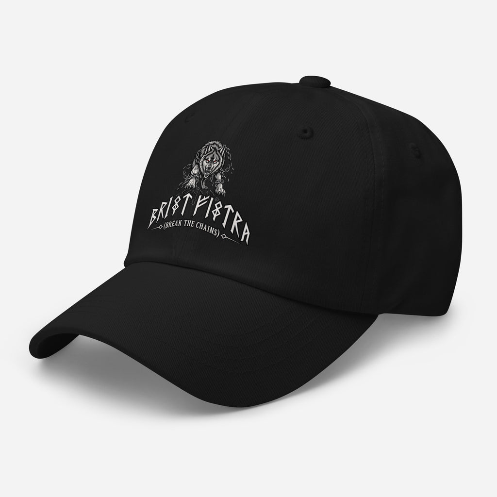 Zwarte dad cap met de wolf Fenrir en de runentekst Brjót fjötra (break the chains)
