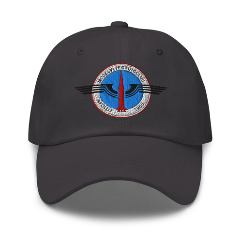 Dad cap met geborduurd MVC-Apollo '68-logo – donkergrijs, vooraanzicht